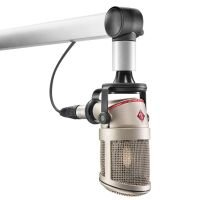 Mikrofon: Neumann BCM 104 Urządzenia